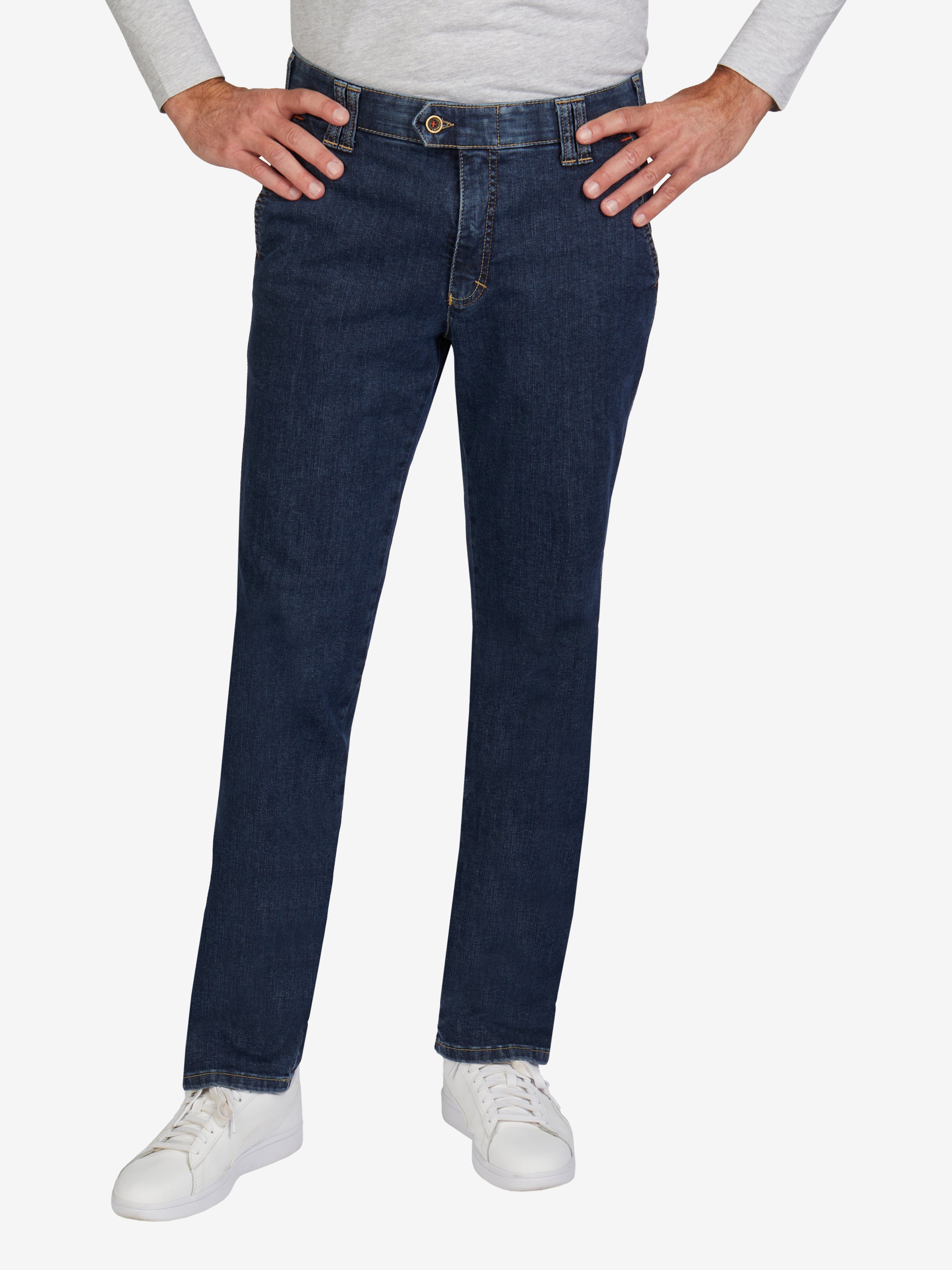 Hose GARVEY 7915 in jeansblau, bequeme Flat Front-Hose mit elastischem Komfortbund, Hemdstopper, Bundverlängerung mit Knopf und Haken, aus hoch elastischem Super High Stretch-Denim mit Lycra dual-FX®, normale Leibhöhe, schmaler Beinverlauf, reguläre Passform, hergestellt von Club of Comfort, nachhaltiges Produkt, geeignet fürs Ganzjahr.