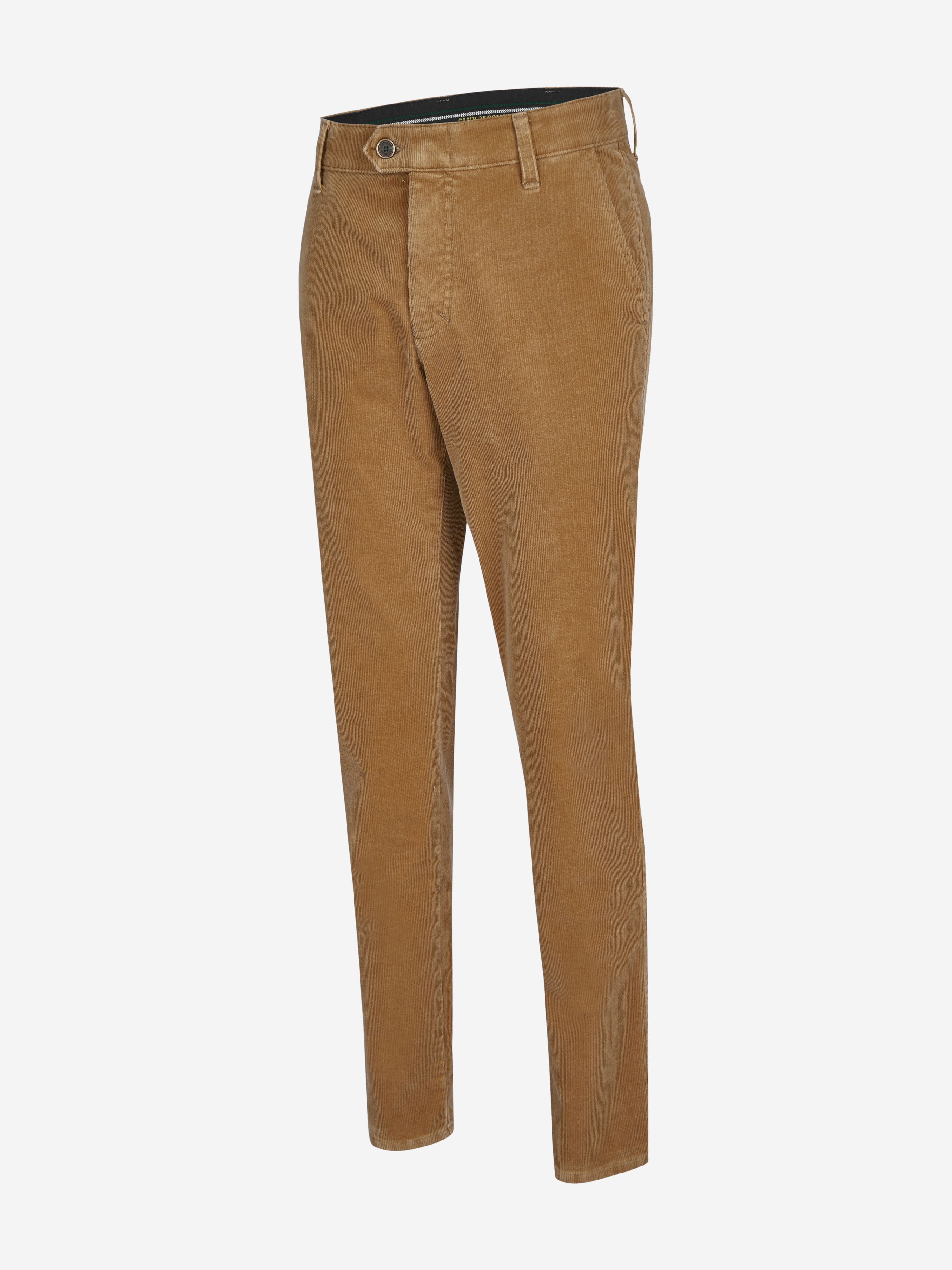 Beige GARVEY 8200 Flat Front-Hose aus Feincord mit High Stretch, regular fit, elastischem Komfortbund, Hemdenstopper, Bundverlängerung mit Knopf und Haken, normale Leibhöhe, schmaler Beinverlauf, Made in Green by Oeko-Tex, für Herbst/Winter, geformt für Komfort und Stil.