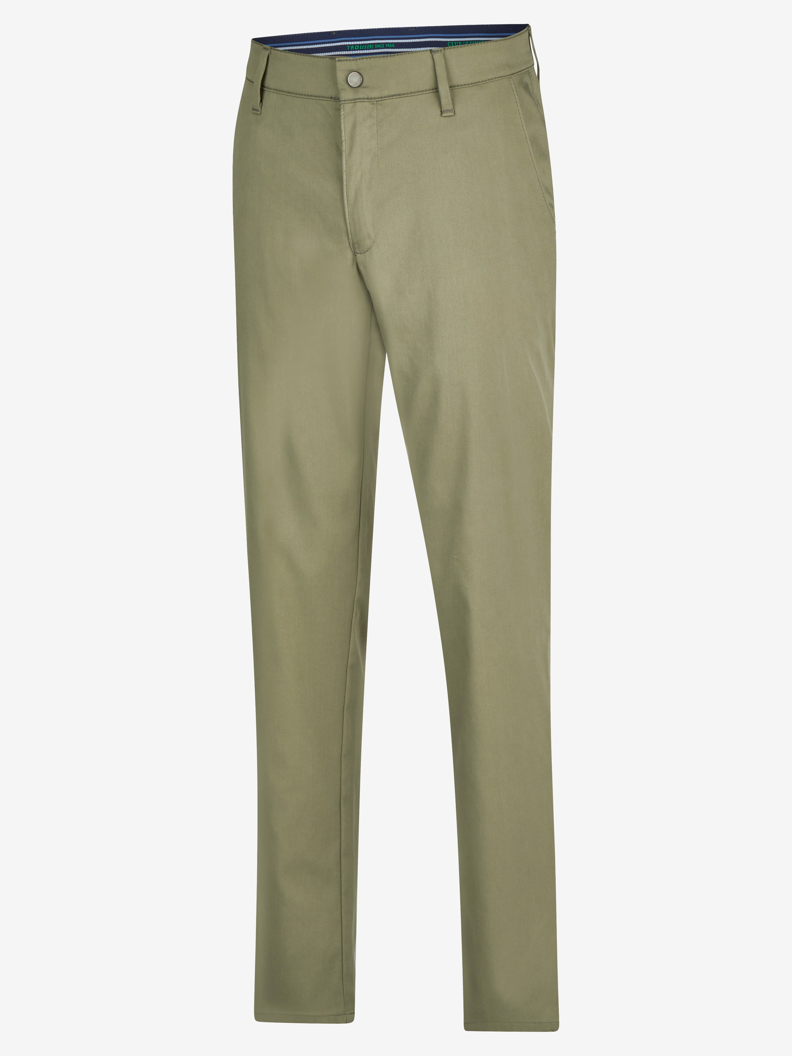 Bequeme Khaki-Chino im Tapered Fit aus High Stretch Techno-Cotton mit elastischem Comfortbund, Hemdenstopper und cleanem Look. Normale Leibhöhe, mehr Platz im Gesäß und Oberschenkel, schmal zulaufendes Bein. Hersteller: Club of Comfort.