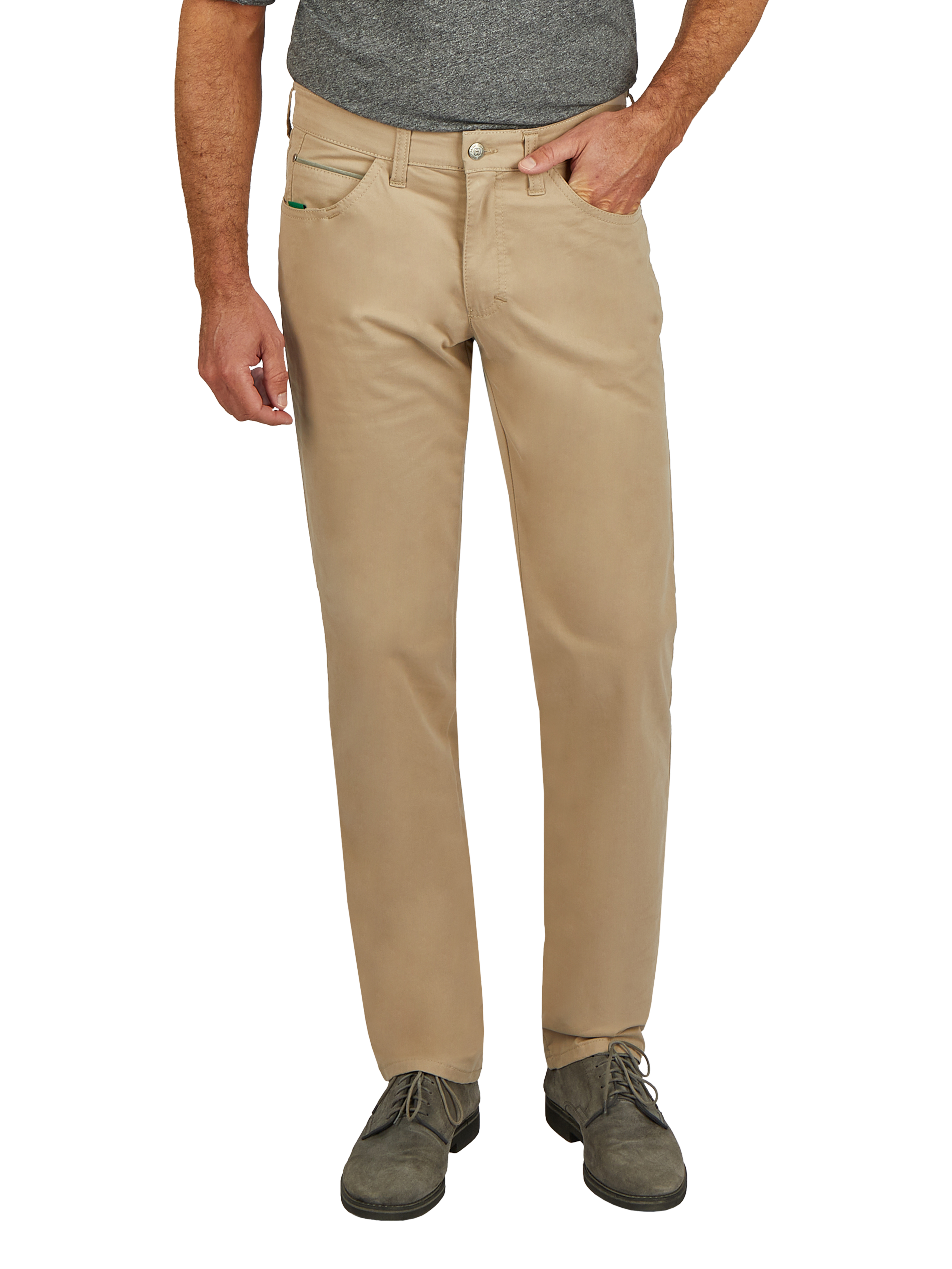 Bequeme beige 6-Pocket-Hose von Club of Comfort mit elastischem Doppelstoffbund, Hemdstopper und separates Smartphone-Fach in der rechten Vordertasche. Aus leichtem Baumwoll-High-Stretch mit Coolmax EcoMade, normale Leibhöhe, schlankes Bein, made in Green.
