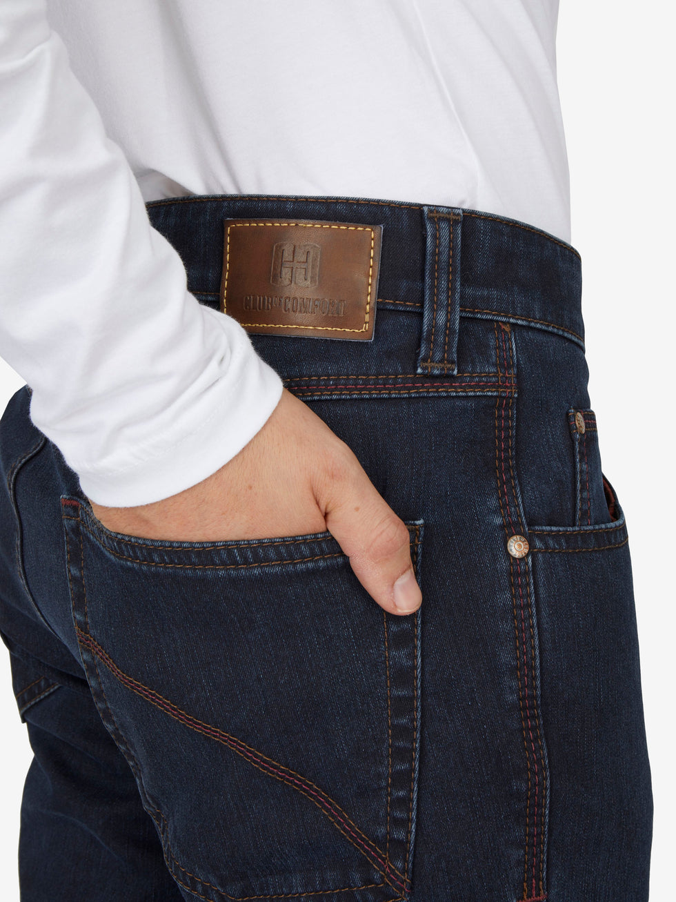 Dunkelblaue HENRY 6822 5-Pocket Jeans von Club of Comfort mit elastischem Komfortbund, Mobile Pocket in rechter Vordertasche, High-Stretch-Denim, Thermolite-Wärmeisolierung, reguläre Leibhöhe, schmaler Beinverlauf, Made in Green by Oeko-Tex, perfekt für Herbst/Winter.