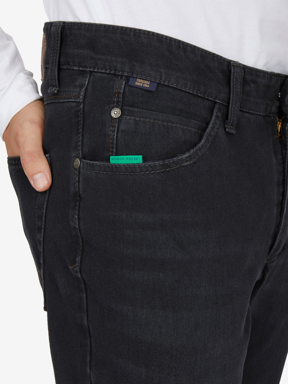 Dunkle Jeans-Hose "HENRY 7054" in Anthrazit, mit elastischem Doppelstoffbund, 6-Pocket-Design, separatem "Mobile Pocket" für Smartphone, aus hochelastischem Bi-Stretch-Denim mit Lycra dual-FX® Technologie, normale Leibhöhe, schlankes Bein, hergestellt von Club of Comfort, für Ganzjahres, Regular Fit.